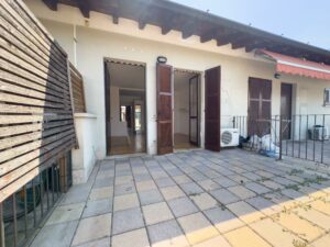 Grazioso bilocale con terrazzo a Dello (BS)