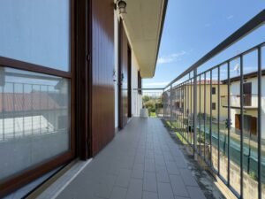Grazioso trilocale al primo piano a Dello (BS)