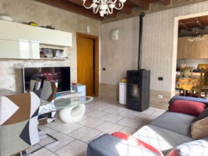 Spazioso trilocale a piano terra a Brandico (BS)