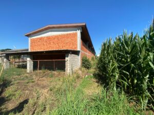 Rustico con terreno a Quinzanello
